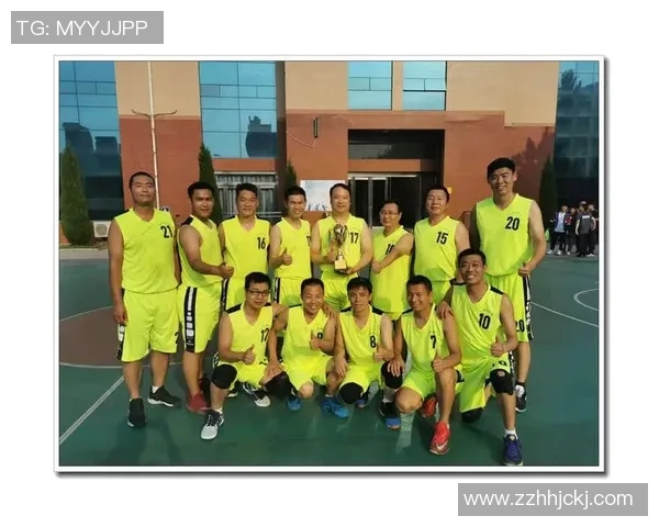 武汉篮球队团队协作深度解析与其他球队的对比分析