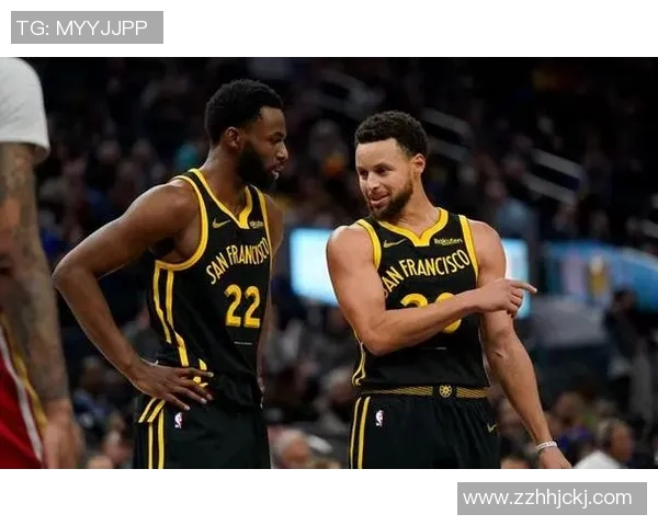 勇士与猛龙常规赛激战回顾球员表现与战术分析全解析 勇士与猛龙常规赛激战回顾球员表现与战术分析全解析