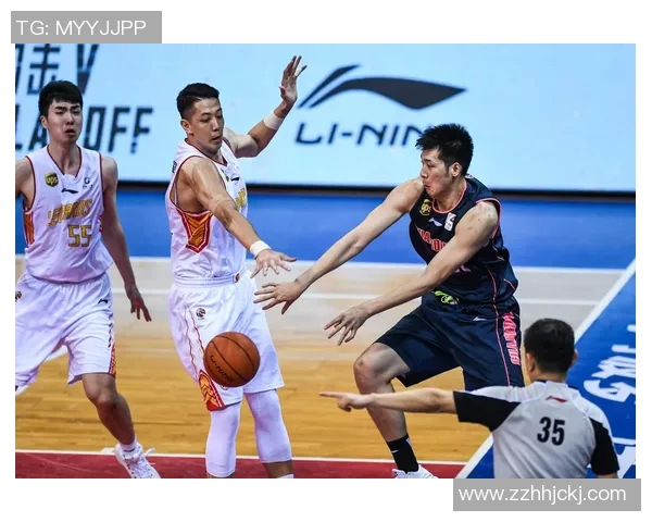 广东队迎战深圳马可波罗全力争胜展现篮球魅力与团队精神