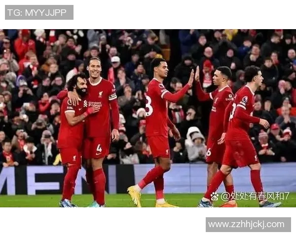 巴黎圣日耳曼与曼联的历史交锋回顾与战绩分析