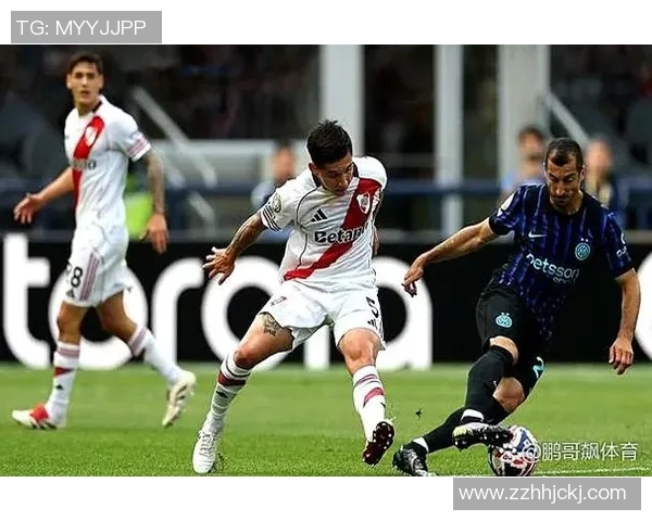 曼联与巴黎激战实况录像回顾精彩瞬间与战术分析