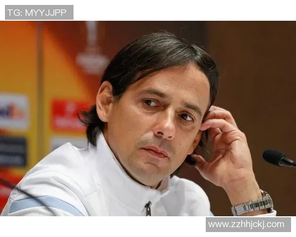 阿雅克与梅斯肖的精彩对决揭示足球战术与团队合作的重要性 阿雅克与梅斯肖的精彩对决揭示足球战术与团队合作的重要性