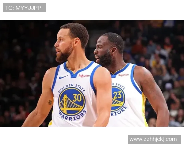 勇士与马刺激战四月十一日NBA季后赛精彩对决引发球迷热议 勇士与马刺激战四月十一日NBA季后赛精彩对决引发球迷热议