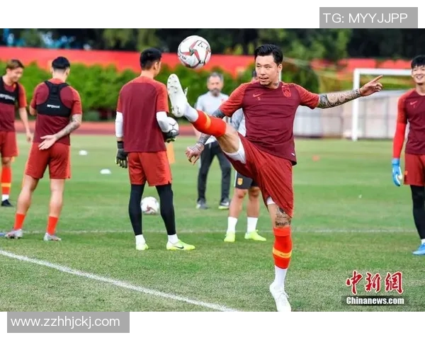 广州足球队防守战术解析:从阵型到执行的全方位深度剖析 广州足球队防守战术解析:从阵型到执行的全方位深度剖析